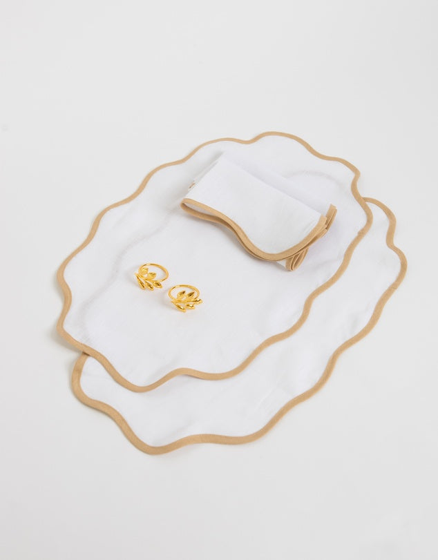 Linen Table Placemat and Napkins Set with Scalloped Edges-1