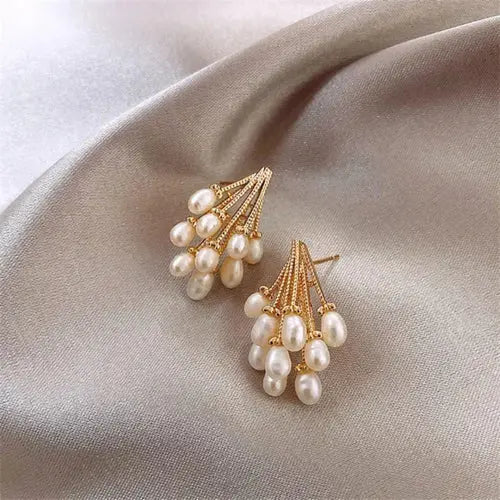 Elegant Gold & Pearl Cluster Earrings SORI STYLE