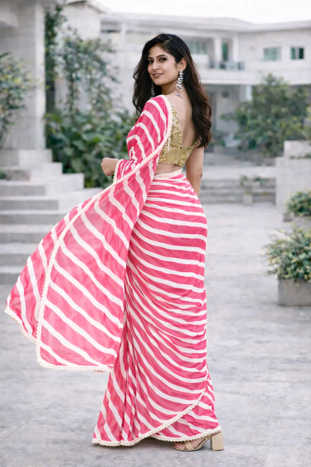 Blush Radiance Leheriya Georgette Saree Yooneck