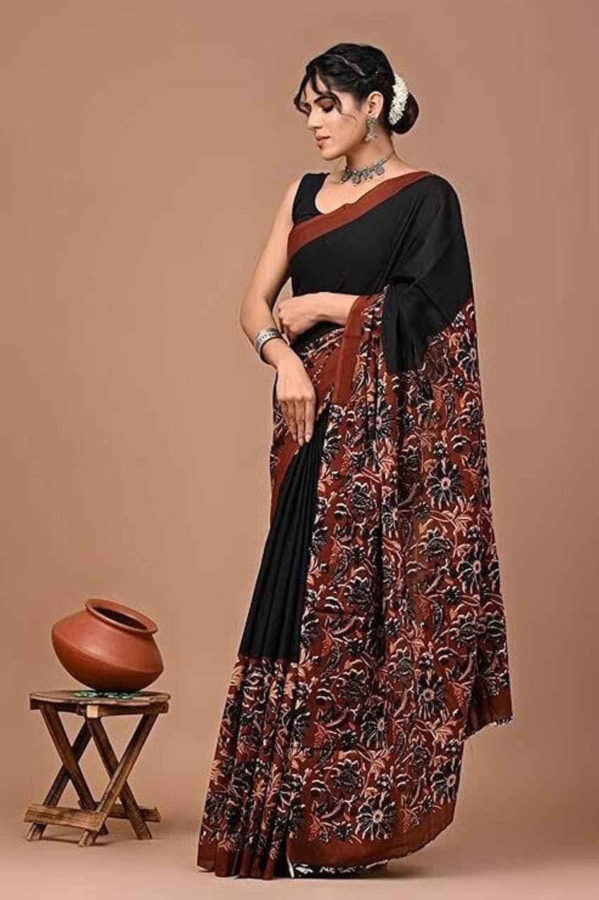 Rust Bloom Handcrafted Mulmul Cotton Saree Yooneck