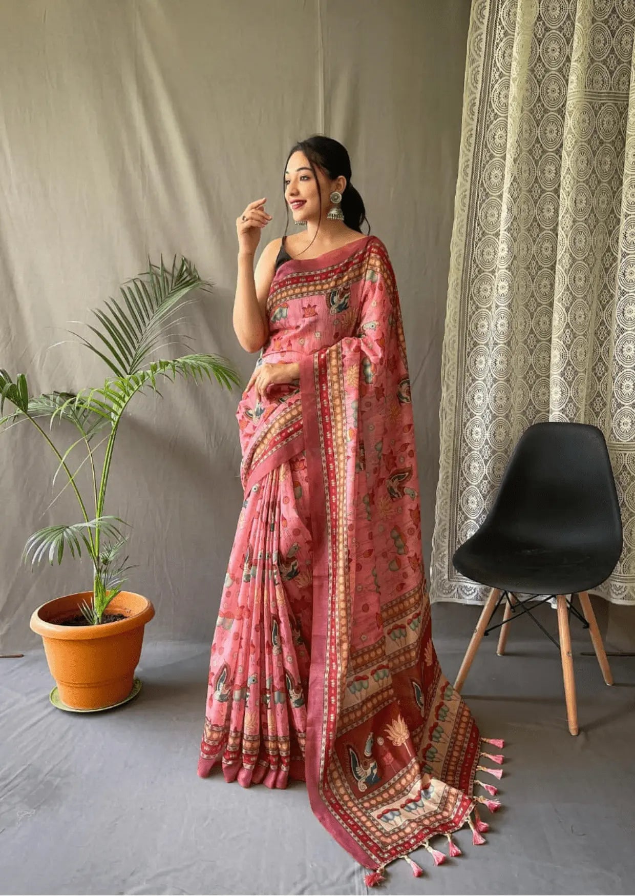 Sampriti Kalamkari Malmal Saree Yooneck
