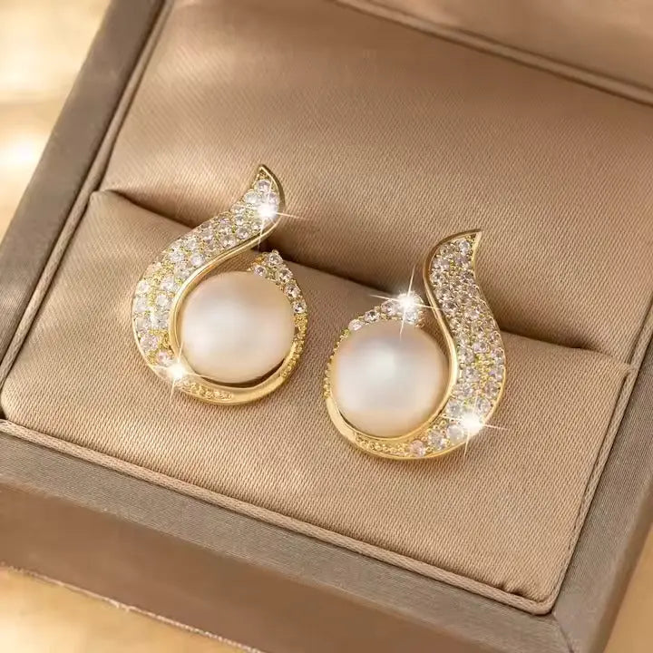 Elegant Teardrop Stud Pearl Earrings SORI STYLE